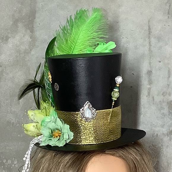 🍒 FEATHER HAT MINI TOP FLOWER GREEN FRINGE BEAD ST PATTY STEAMPUNK BLING BLACK - Picture 8 of 11
